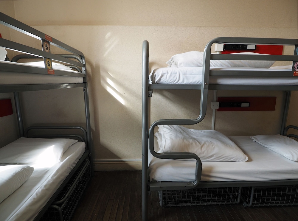 Private 8 Bed Dorm with Shared Bathroom photo 2