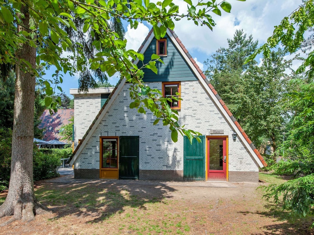 Villa photo 1