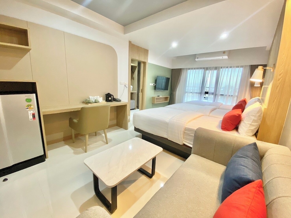 Deluxe Connecting Room - Photo 4