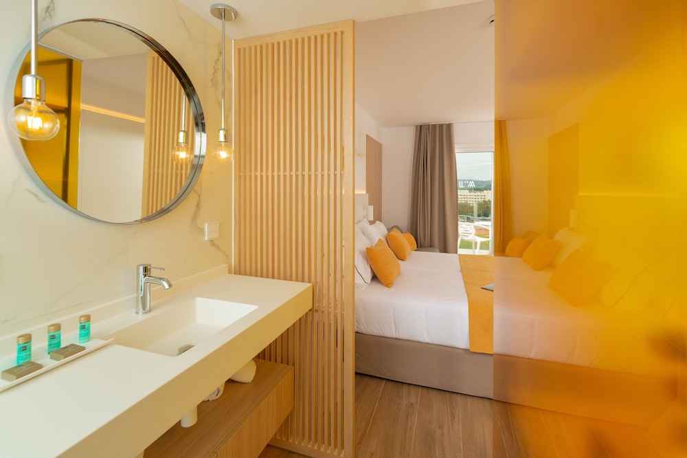 Standard Single Room (1 adult) - Photo 4