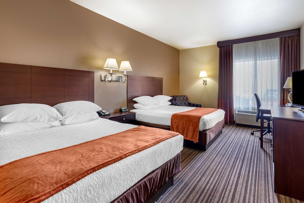 Suite, Multiple Beds, Non Smoking, Refrigerator (with Sofabed) - Photo 1