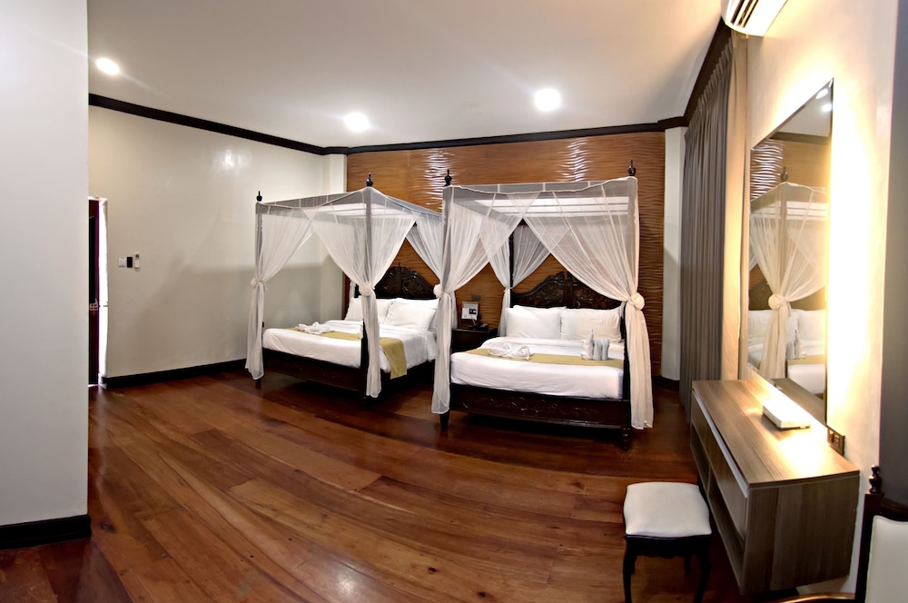 Heritage Suite photo 3
