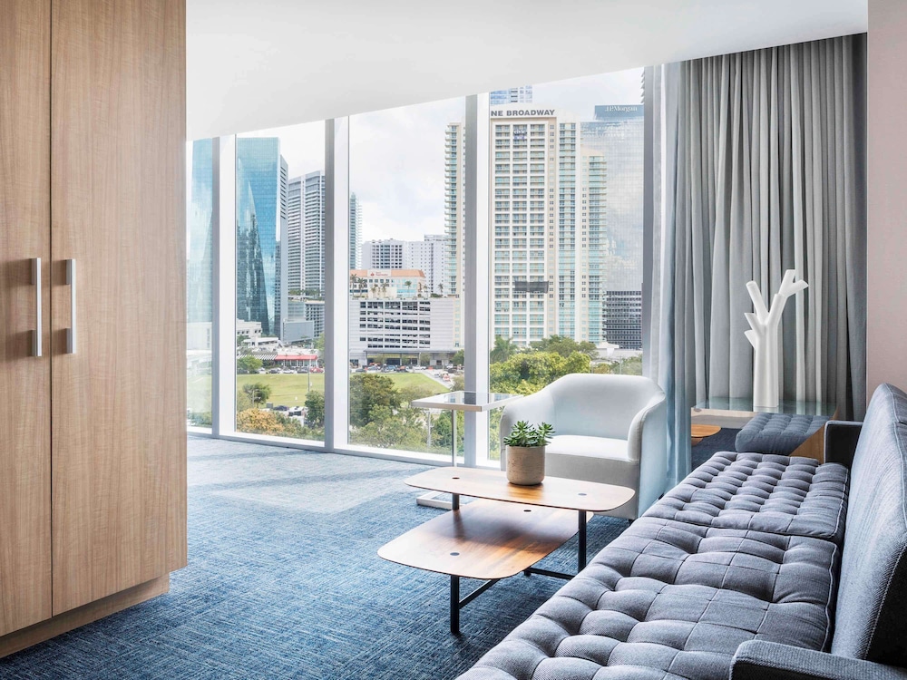 Executive Suite, 1 Bedroom (King, City and Bay view)