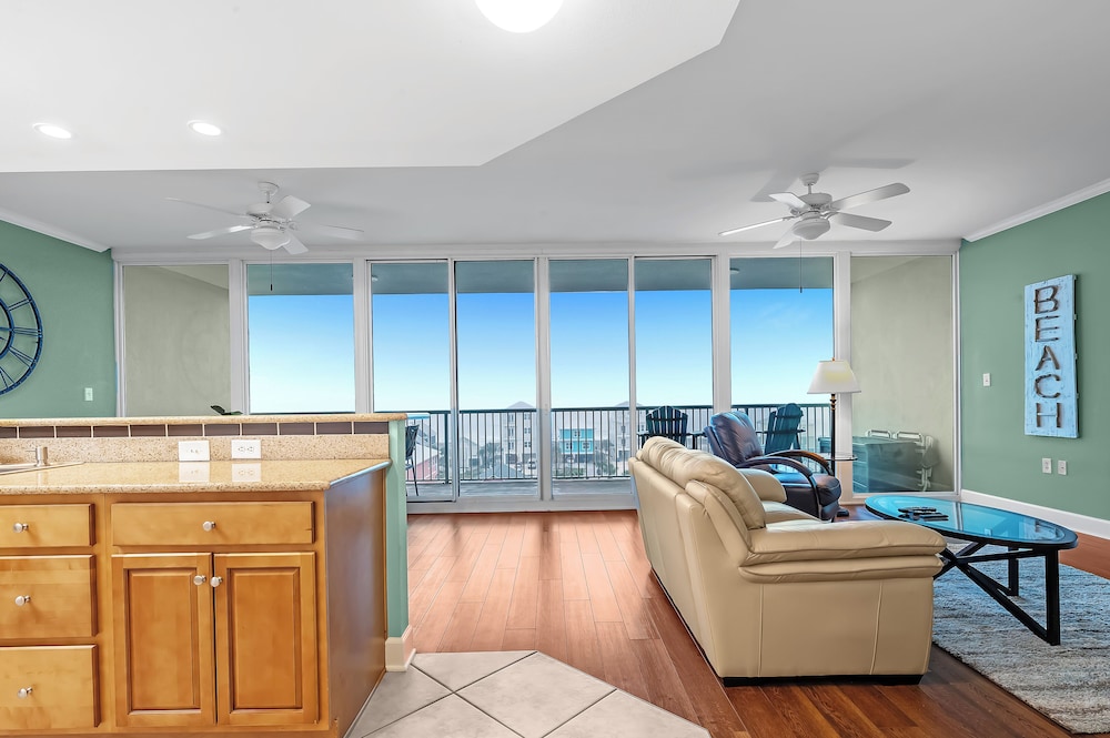 Signature Apartment, 2 Bedrooms, Balcony, Beach View photo 2