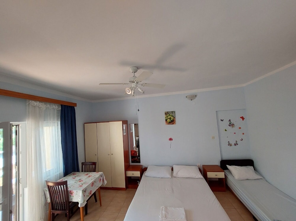 Studio (Bor - 20 meters from beach - SA1(2+1)) photo 1