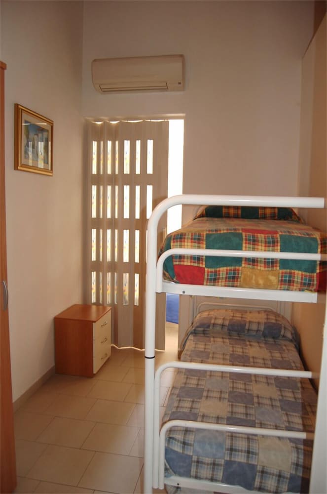 Double or Twin Room photo 3
