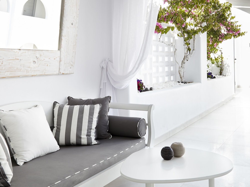Basic Double Room, Balcony - Photo 3