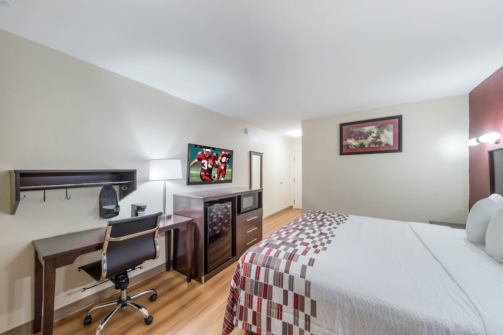 Superior Room, 1 King Bed, Non Smoking - Photo 1