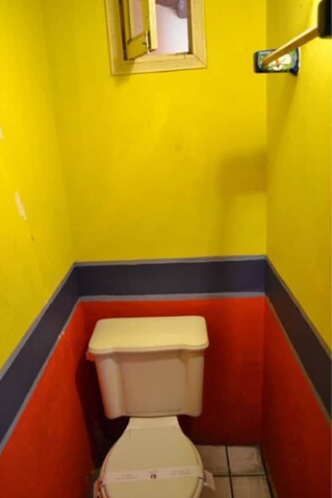 Single Room photo 3