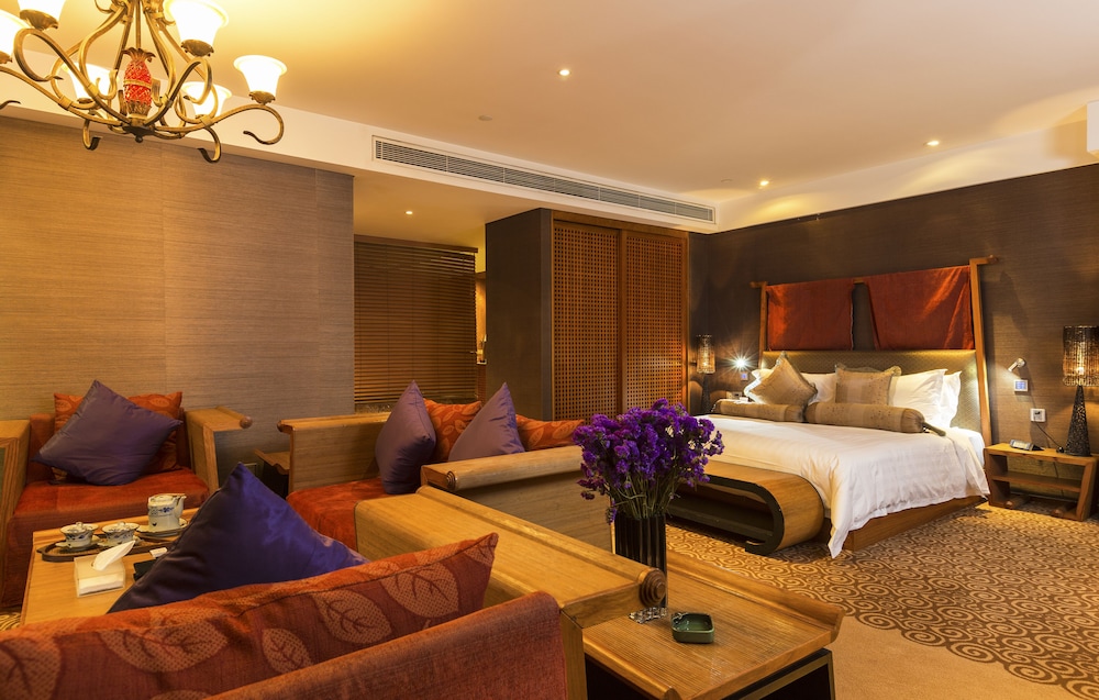 Executive Room photo 2