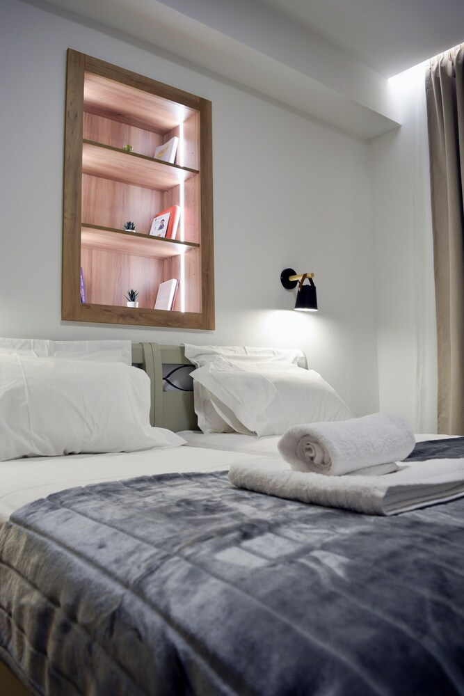Antonia Retreat | One Bedroom Apartment