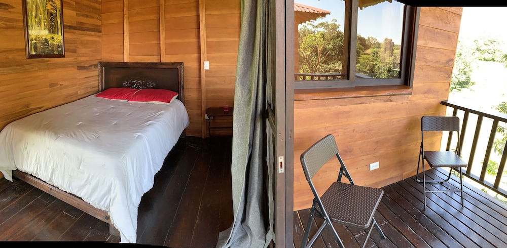 Basic Cabin photo 1