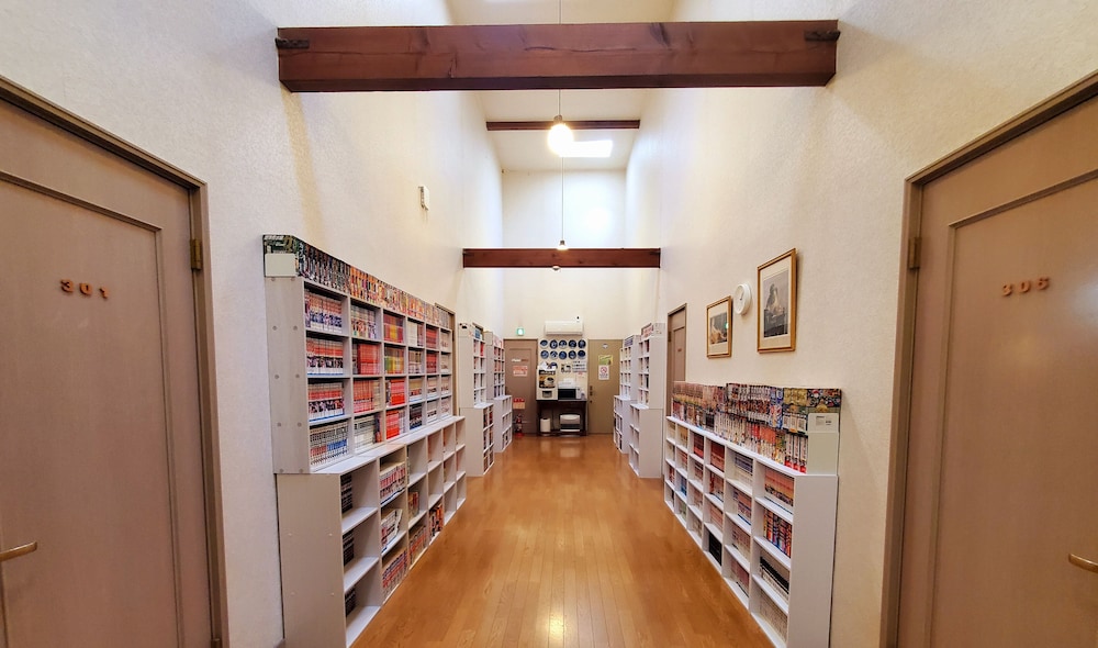 Twin Room - Photo 26