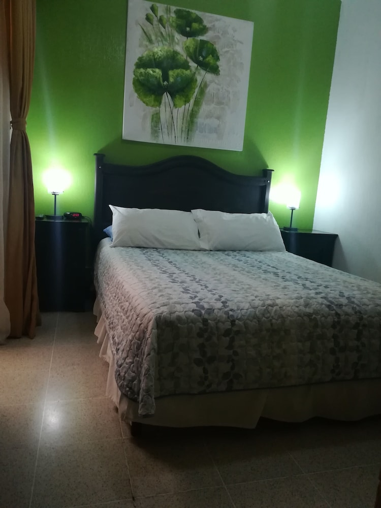 Basic Double Room Single Use, 1 Double Bed, Private Bathroom photo 1