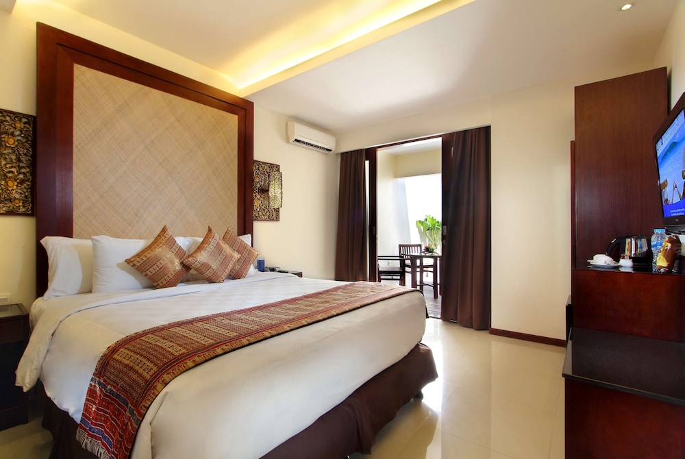 Premium Room, 1 Queen Bed, Non Smoking photo 3