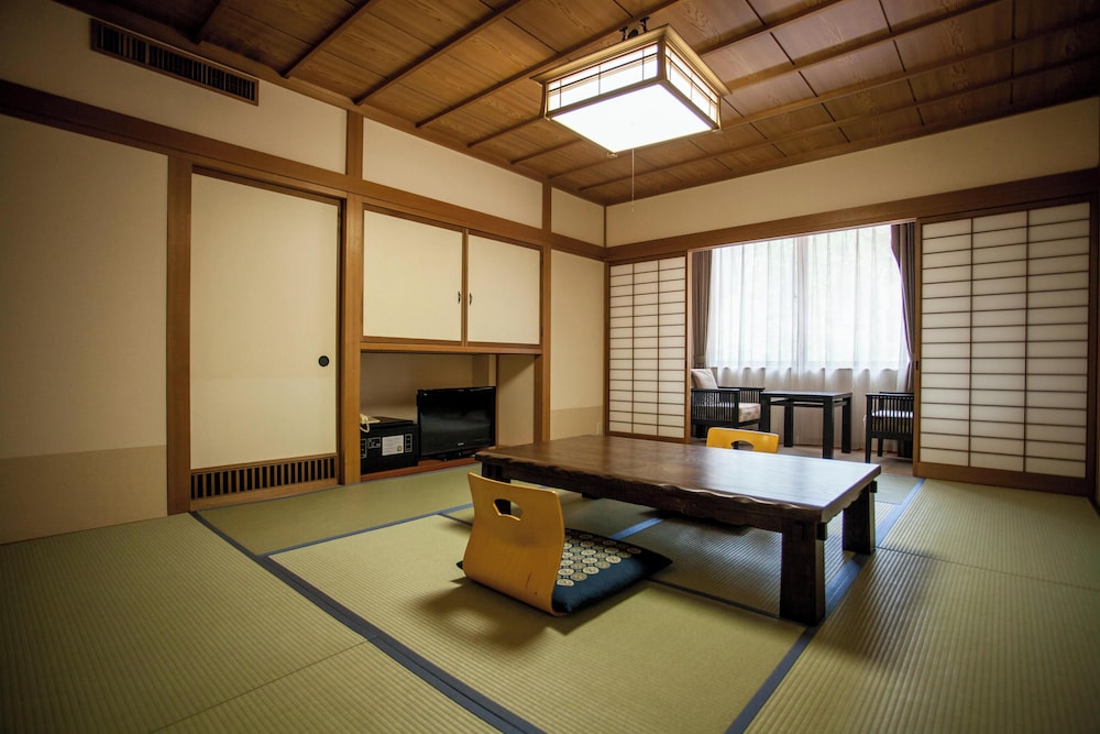 Japanese 10 Tatami (Non-smoking)