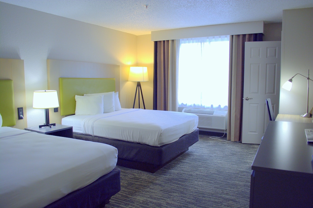 Studio Suite, Multiple Beds, Non Smoking photo 1