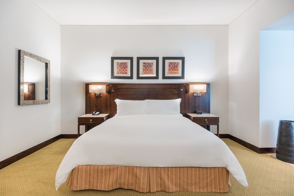 Room, 1 King Bed - Photo 13