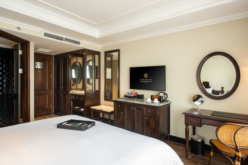 Executive Double or Twin Room thumbnail 5