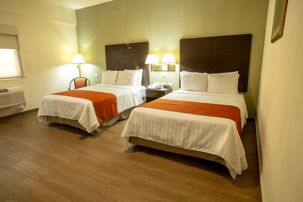 Standard Double Room, 2 Double Beds photo 3
