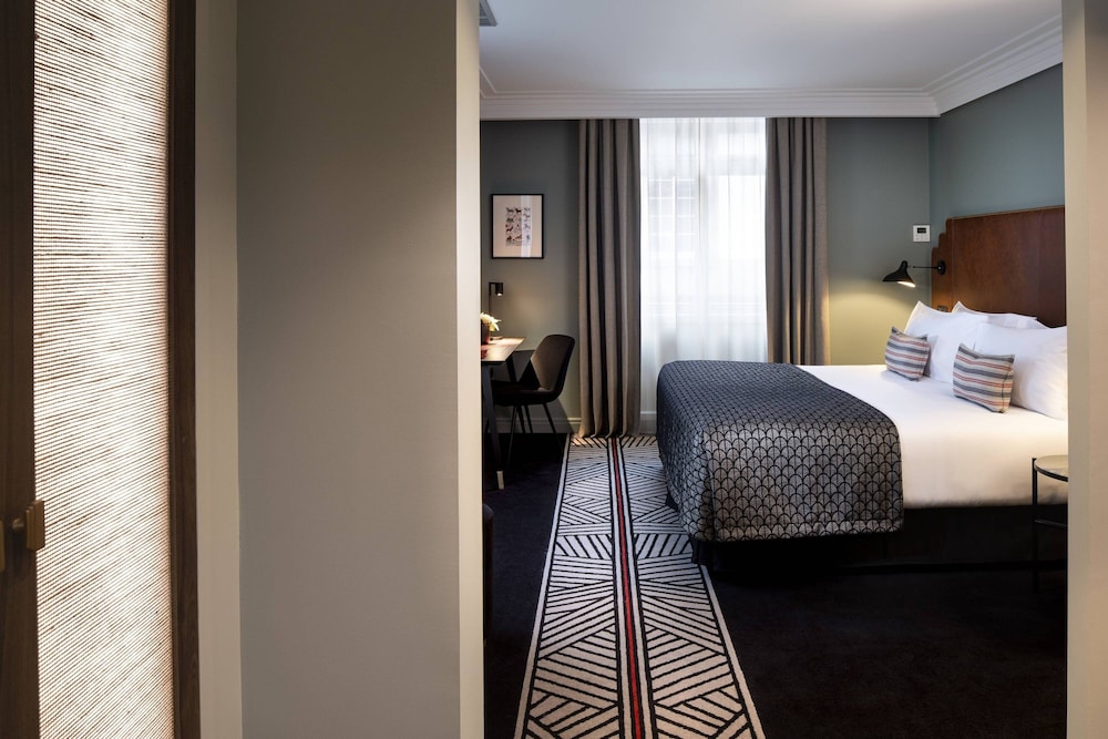 Room, 1 Queen Bed - Photo 8