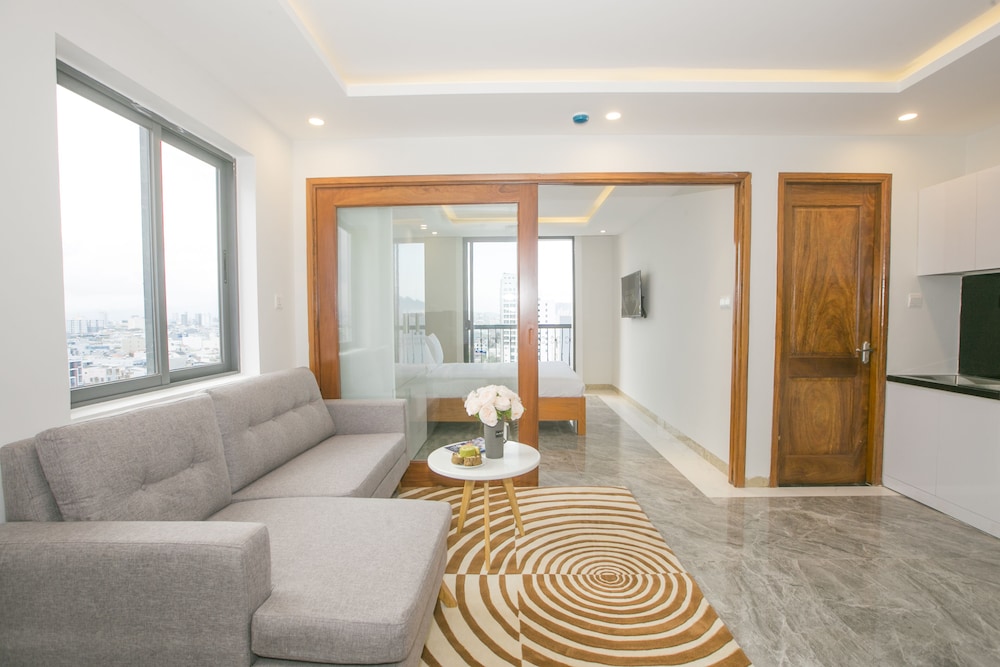 Deluxe Double Room, Balcony, City View