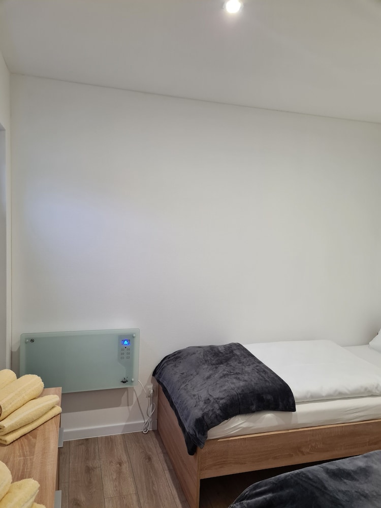 Classic Apartment, Ensuite photo 3