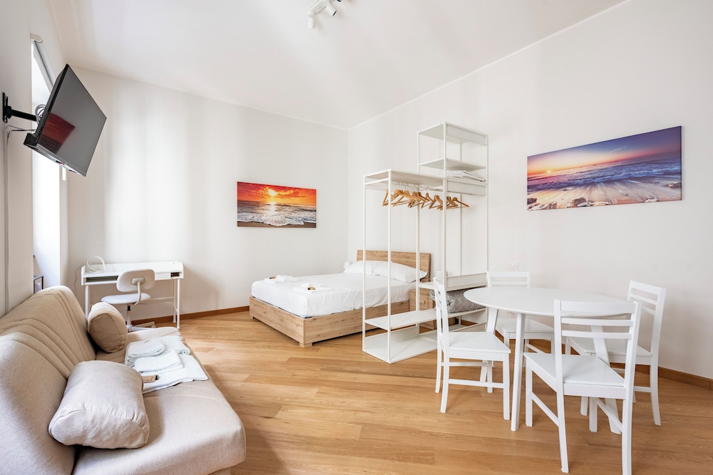Comfort Apartment, City View