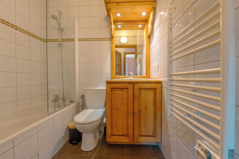 Family Apartment, Multiple Bedrooms (Vallorcine Balme 04 Ski In / Ski Out)