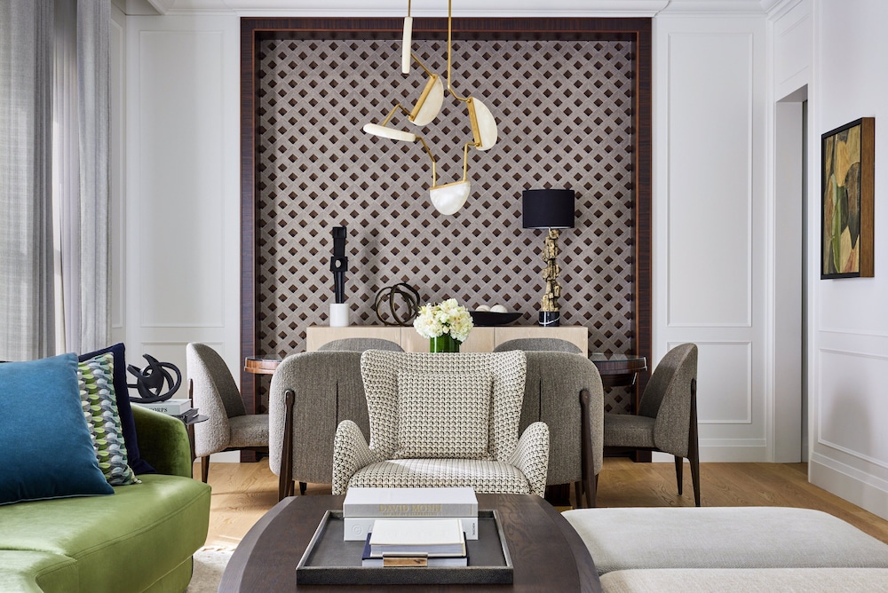 Rosewood Suite