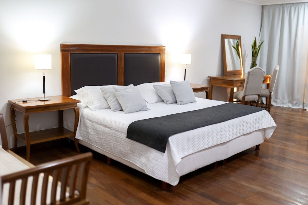 Executive Room photo 2