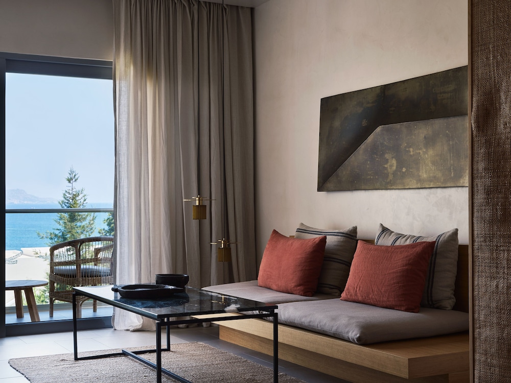 Superior Suite, Sea View (Suite) - Photo 5