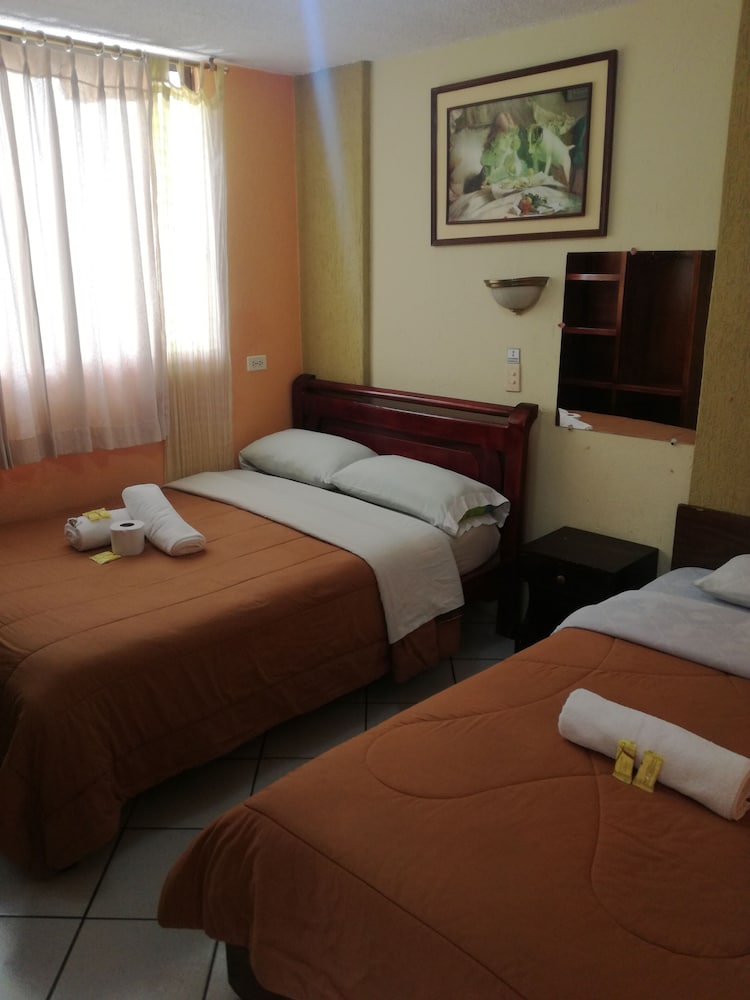 Triple Room, Multiple Beds photo 1