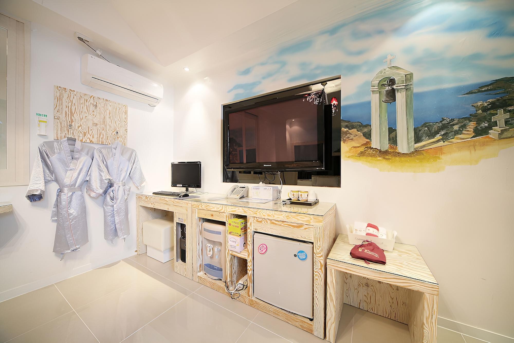 Room (Suite) photo 3