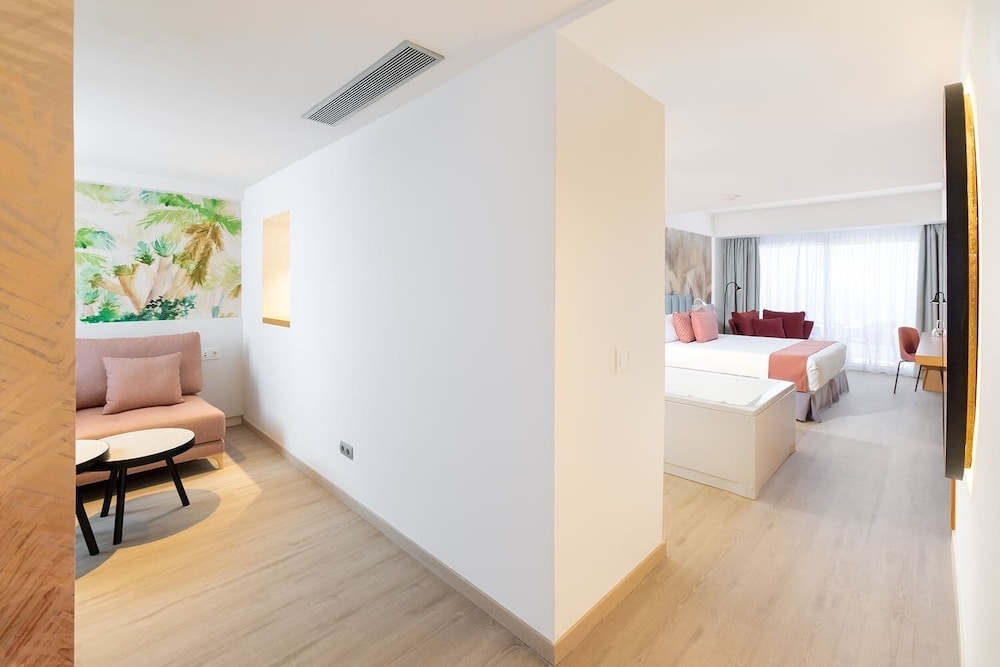 Romantic Room