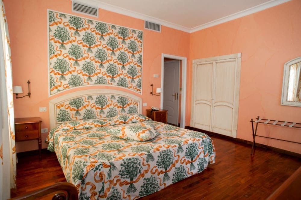 Classic Double Room photo 1