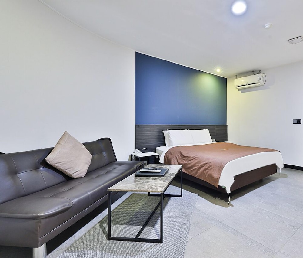 Premium Double Room - Photo 3