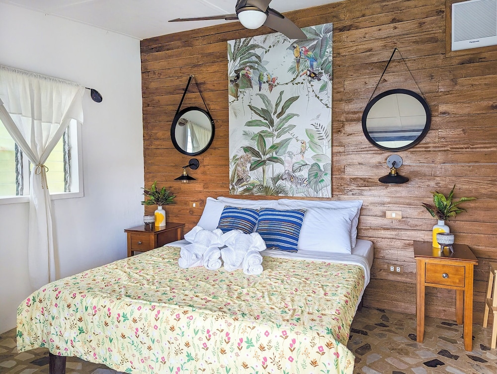 Standard Double Room, Partial Sea View photo 1