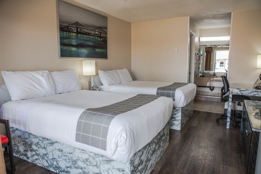 Standard Double Room, 2 Double Beds photo 3