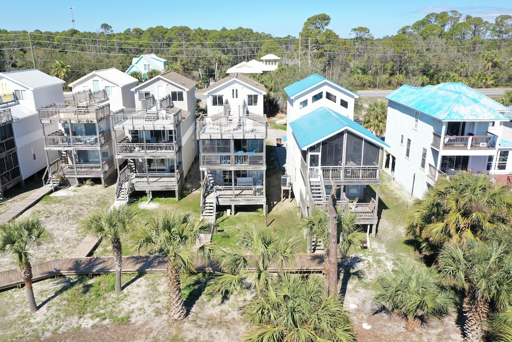 House, Multiple Beds (Gulfside GEM) photo 2