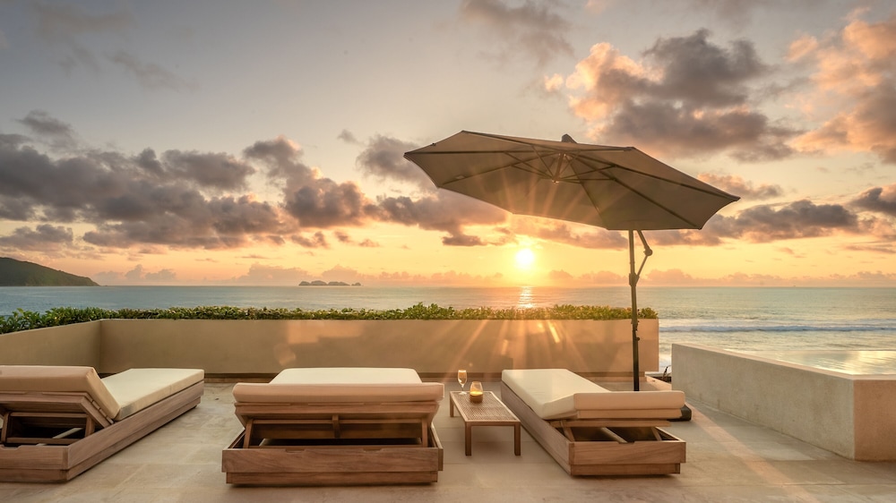 Premier Apartment, 2 Bedrooms, Ocean View, Sea Facing