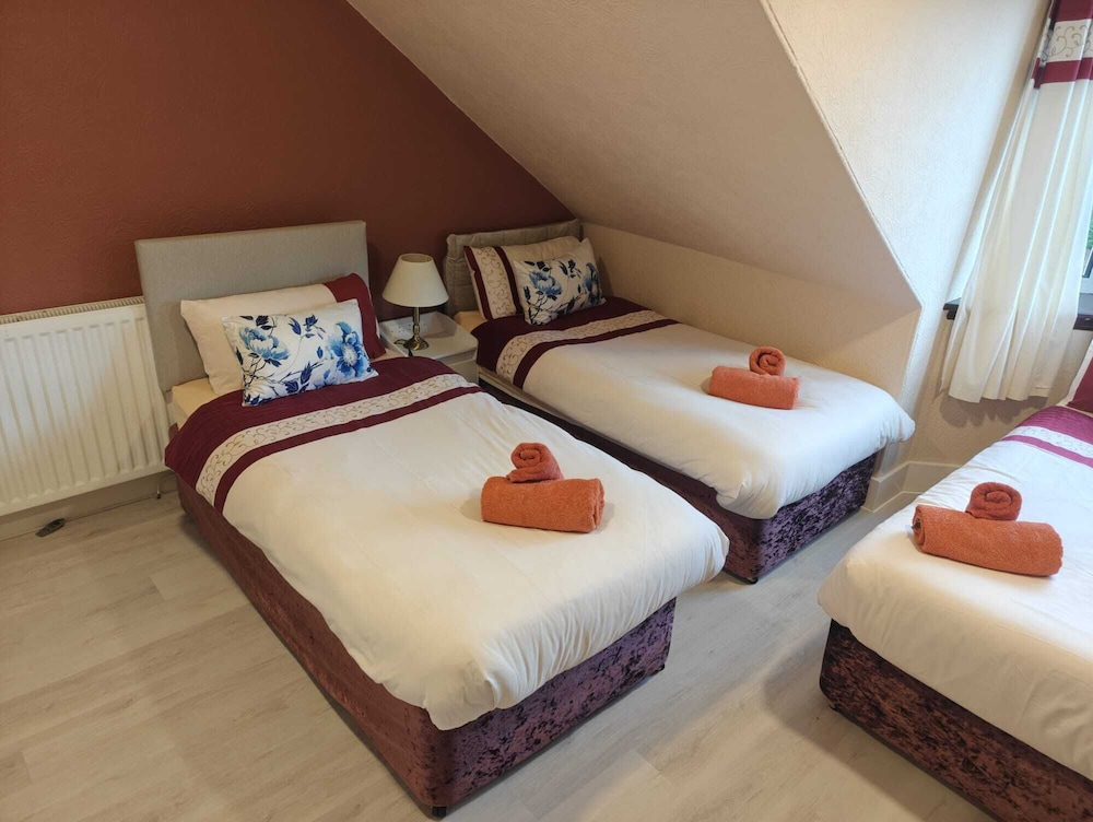 Family Triple Room, 3 Twin Beds photo 1