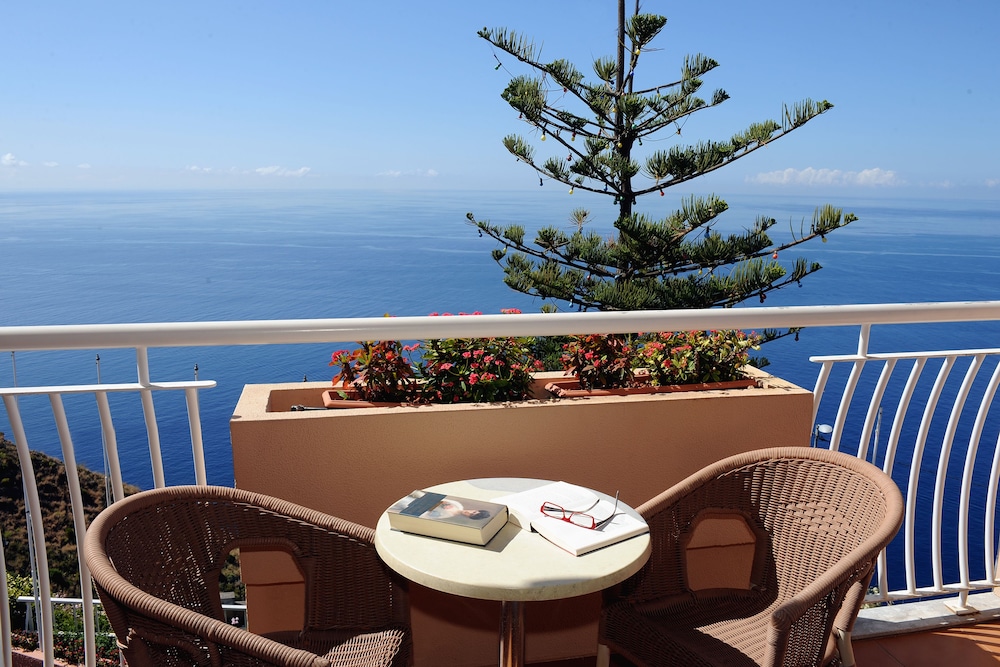 Double Room, Balcony, Sea View