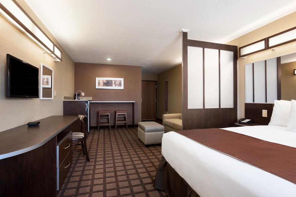 Suite, Accessible photo 1