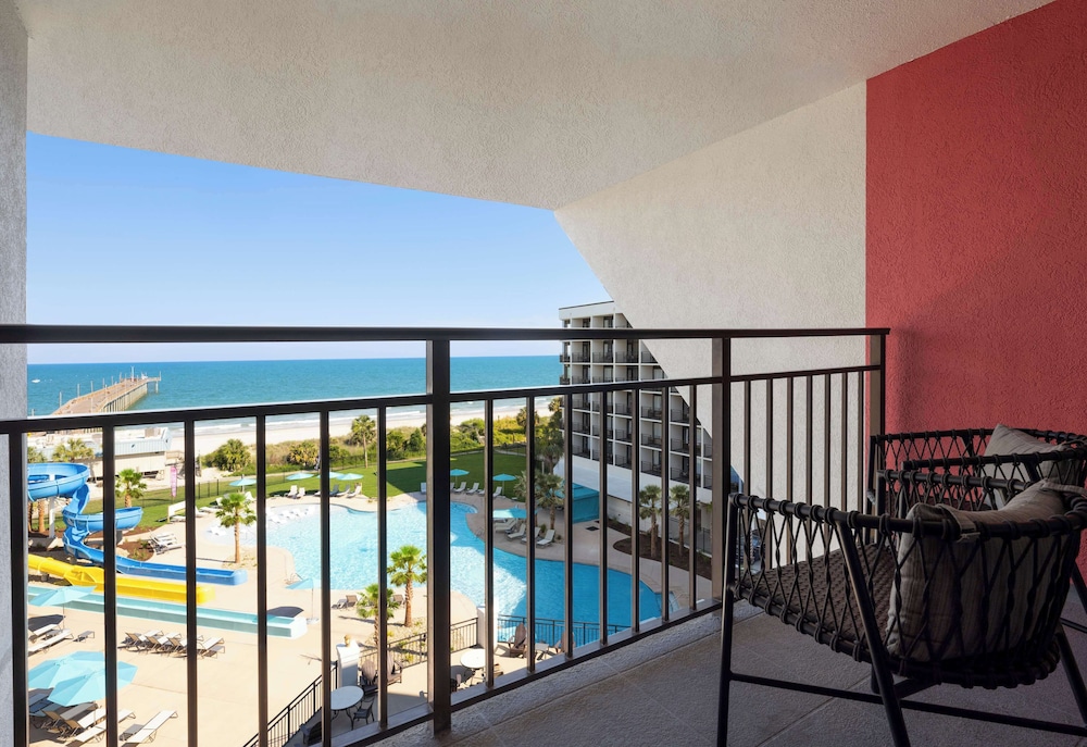 Suite, 1 King Bed, Ocean View - Photo 5