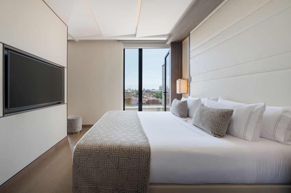 Junior Suite Terrace Triple photo 3
