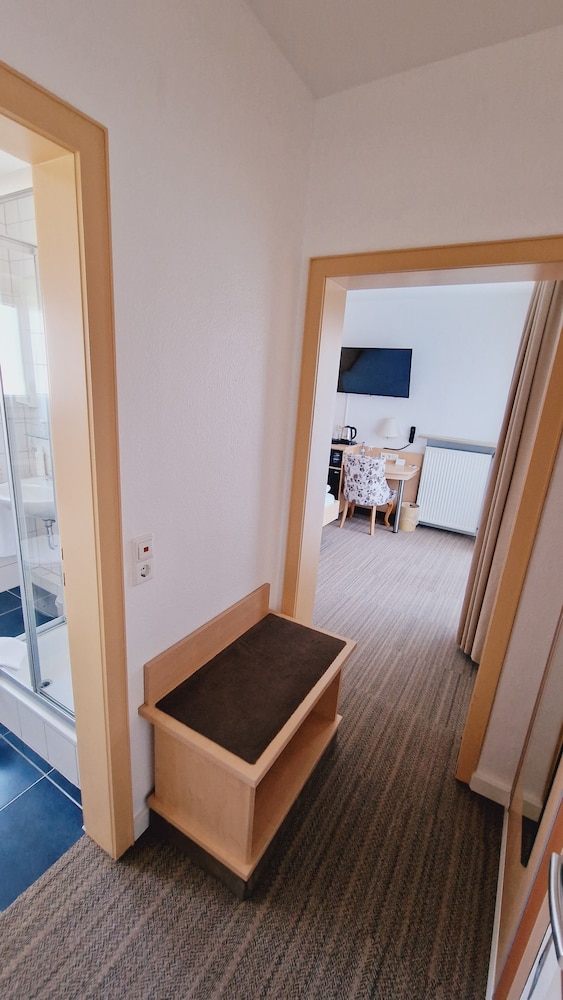 Small Double Room with Balcony photo 3