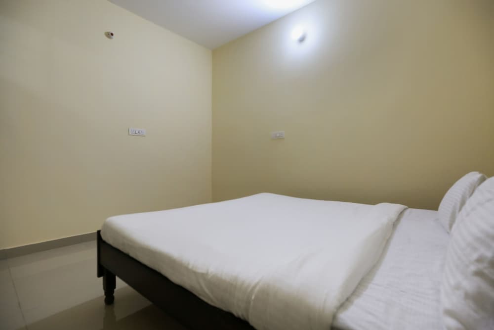 Double Or Twin Room photo 3