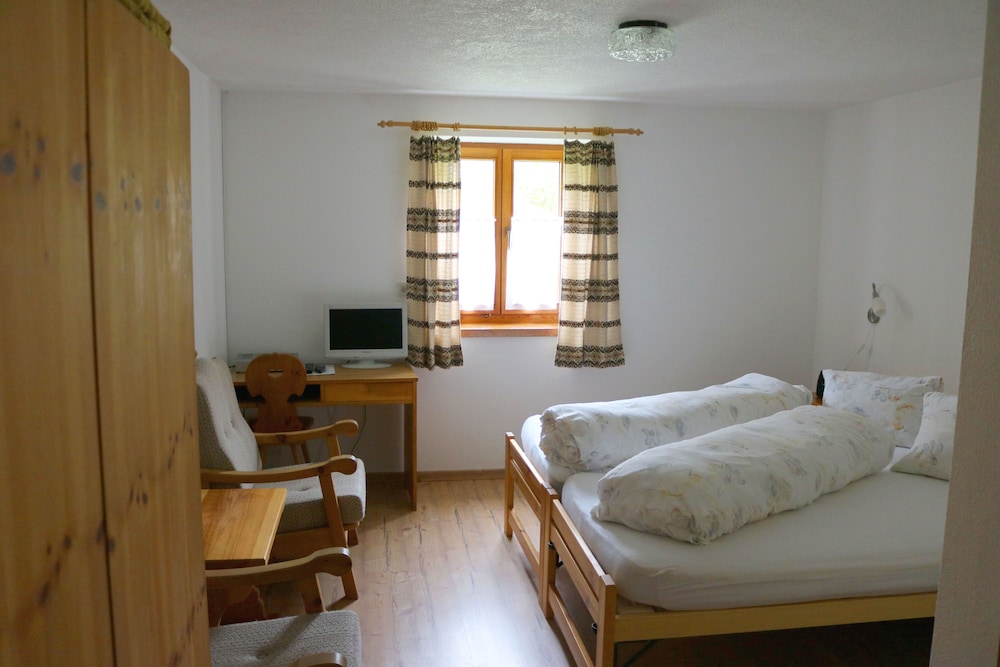 Economy Double Room, 1 Bedroom, Mountain View photo 1