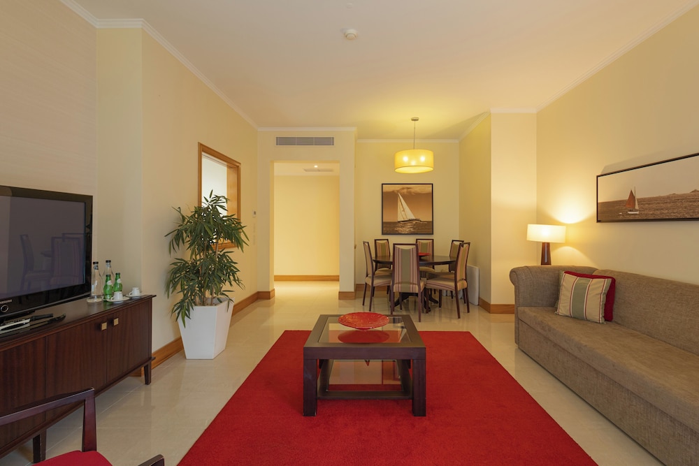 Standard Apartment, 3 Bedrooms - Photo 7